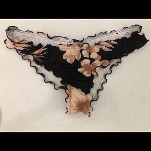 Victoria’s Secret cheeky bottoms XS